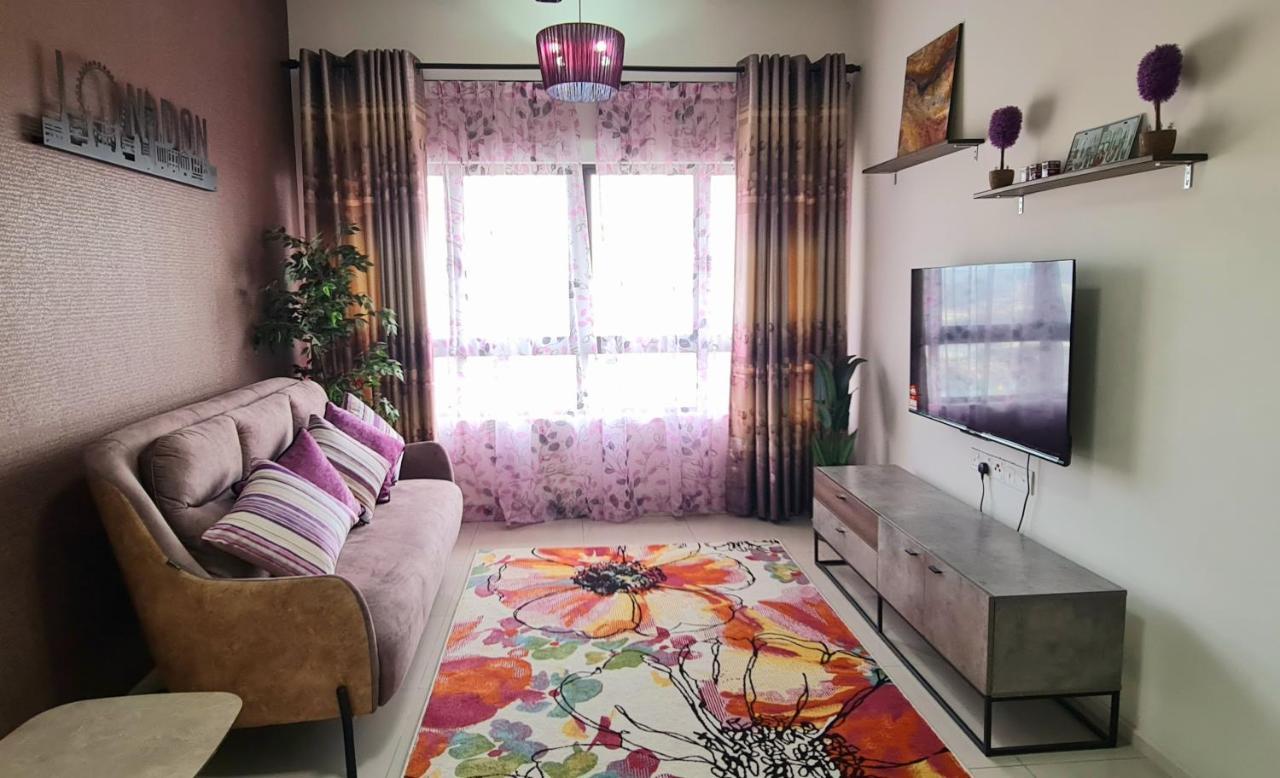 דירות Bandar Baru Bangi Te Amo Gandaria Bangi Pool View Netflix Full Aircond מראה חיצוני תמונה