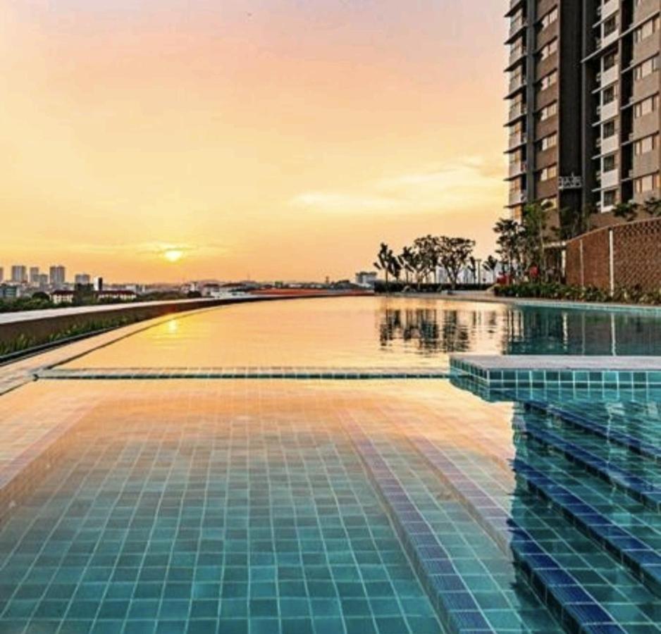 דירות Bandar Baru Bangi Te Amo Gandaria Bangi Pool View Netflix Full Aircond מראה חיצוני תמונה